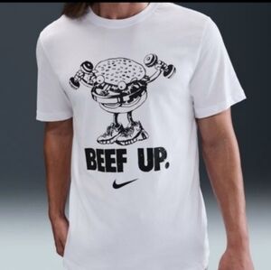 Nike Dri-FIT "Beef Up" Burger Graphic Training T-Shirt Men's Large White NWT